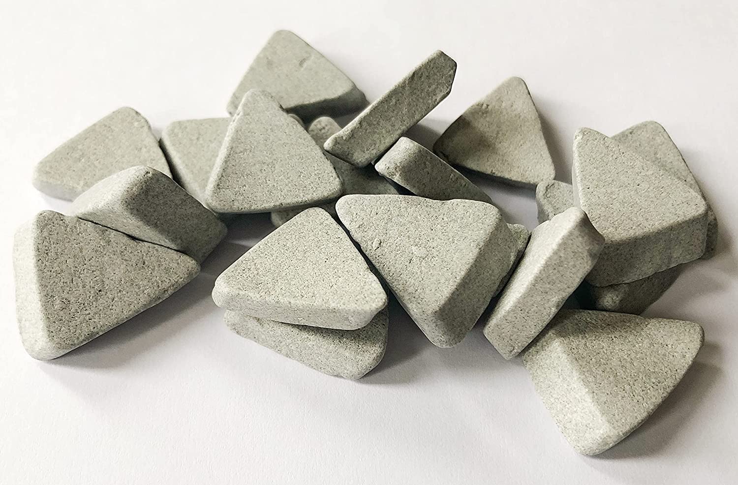 Ceramic Triangle Tumbling Media
